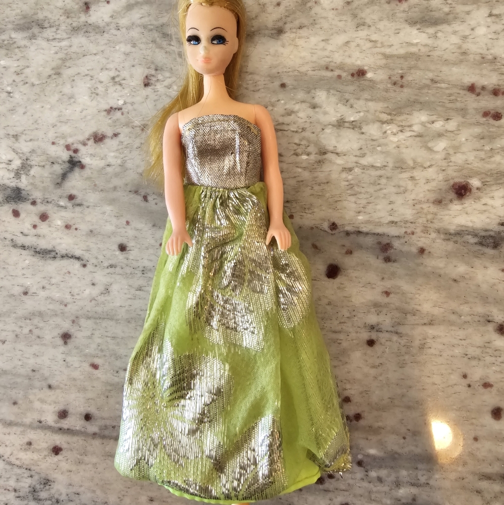 Vintage Dawn Doll by Topper with outfit "Dance Til Dawn"